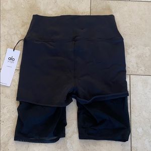 Alo Yoga High-Waste Lavish Short